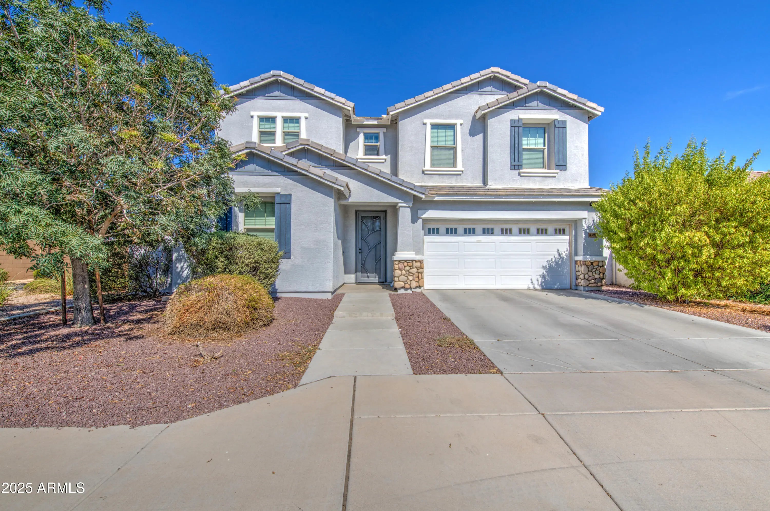 Photo of Listing #6906433