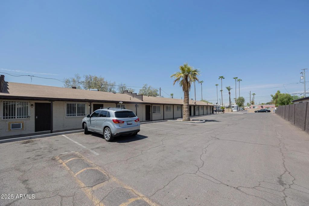 1915 N 26th Place (unit 6), Phoenix