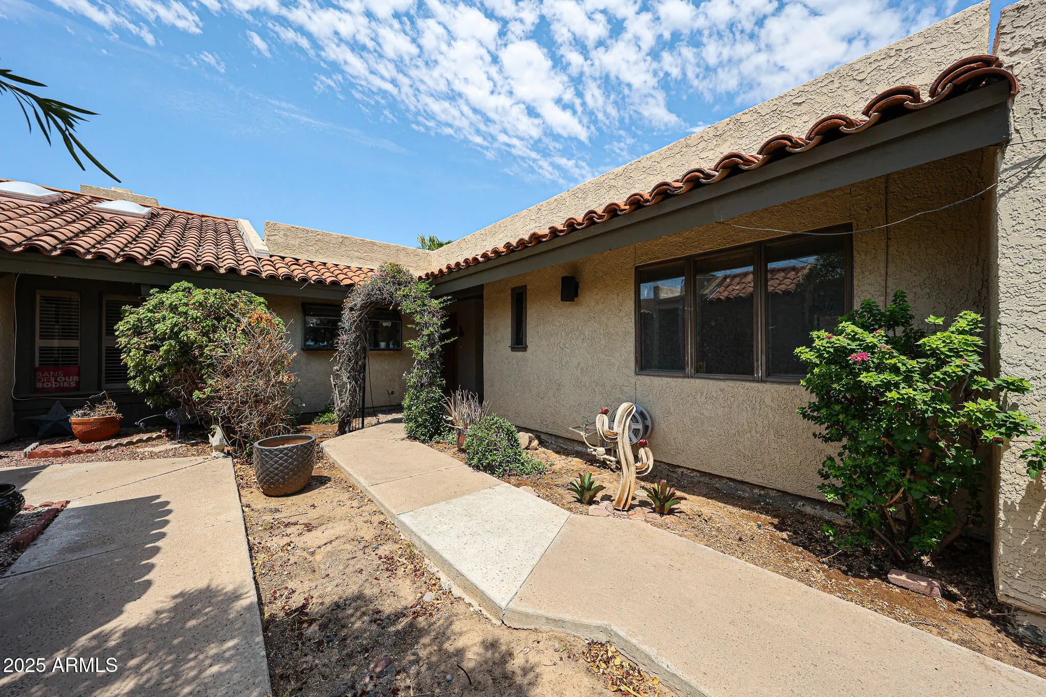 Photo of Listing #6906494