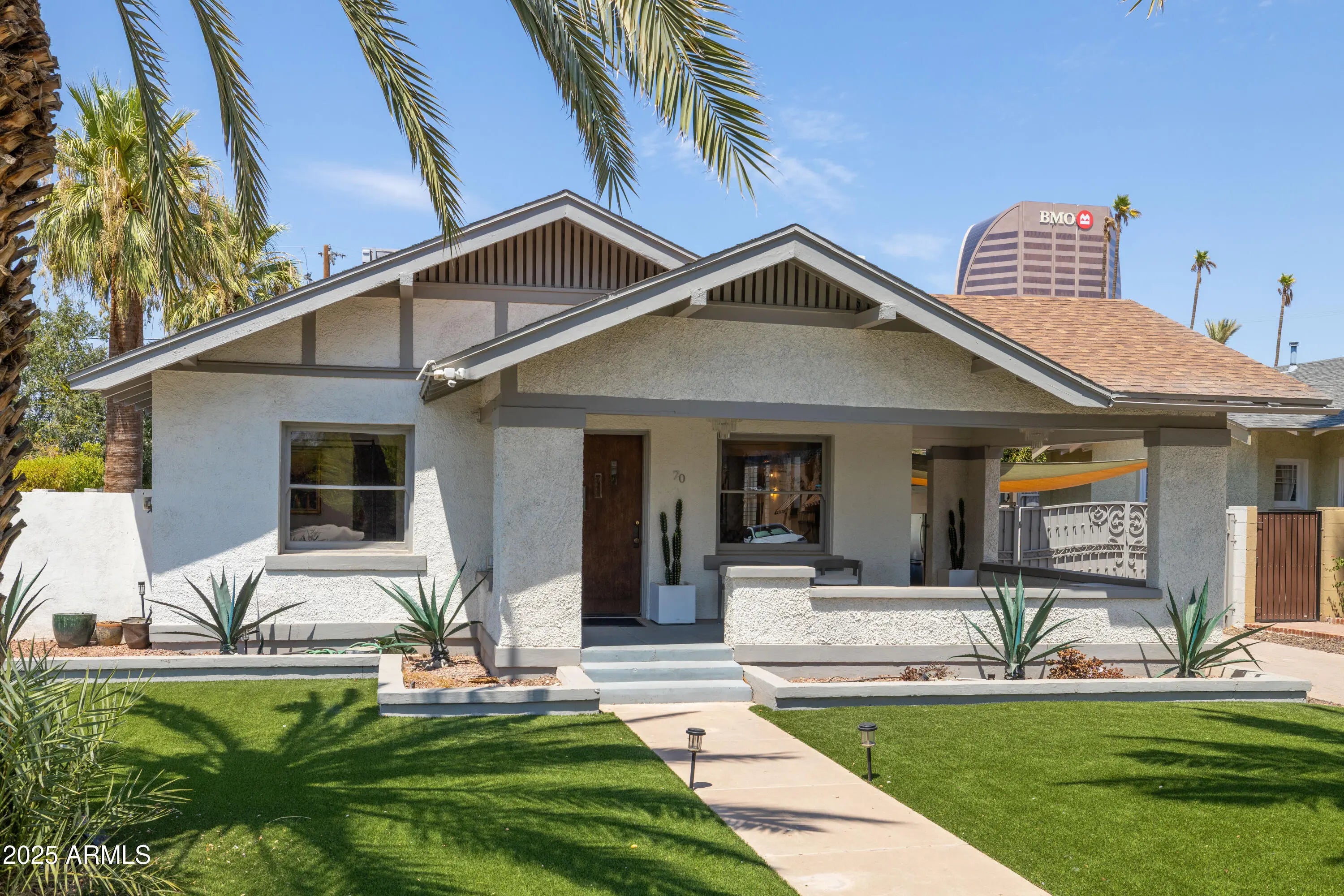 Photo of Listing #6906219