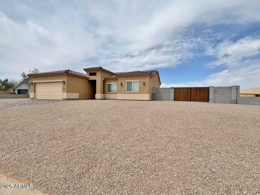 8741 W Altos Drive, Arizona City