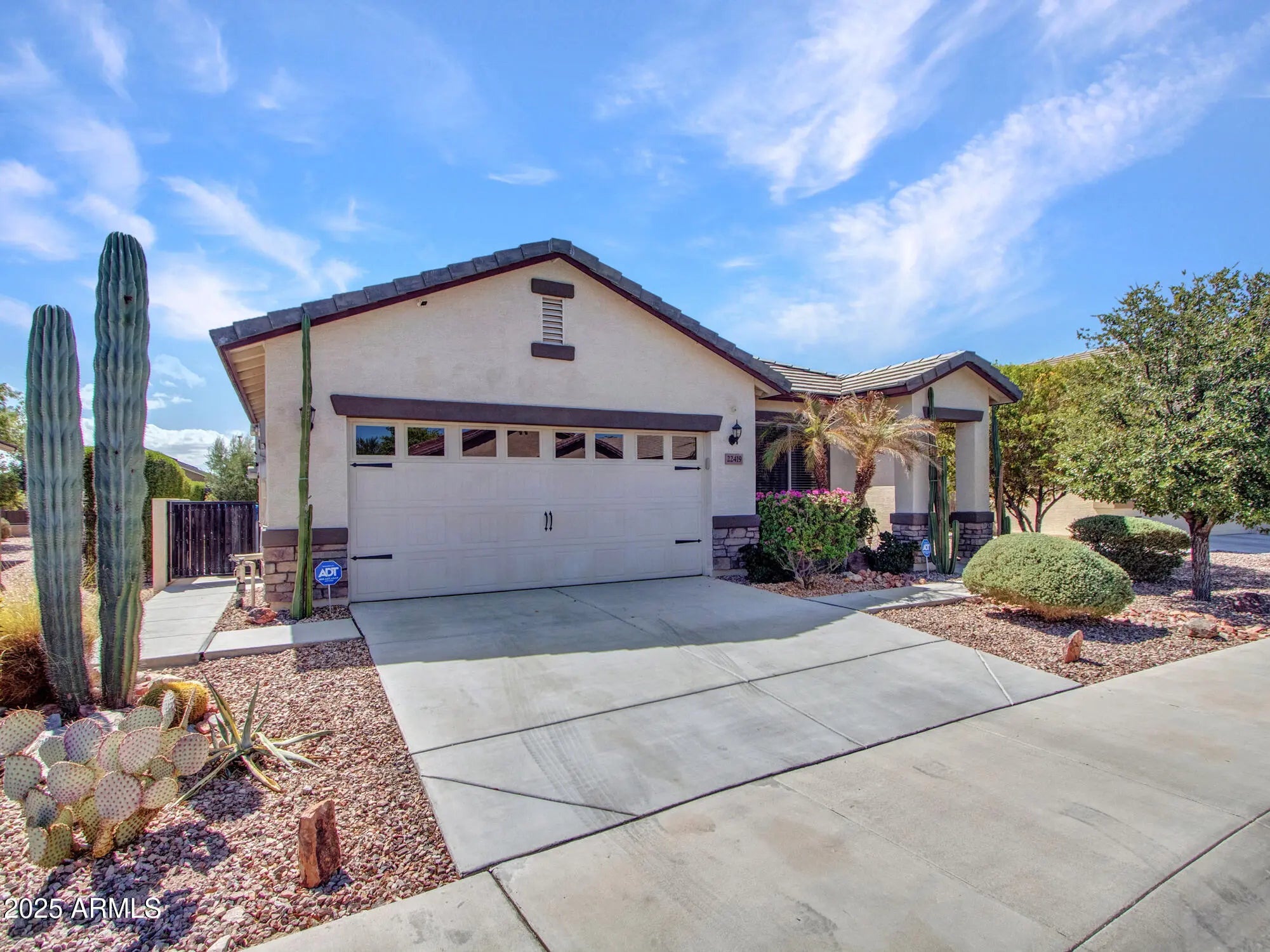 Photo of Listing #6925154