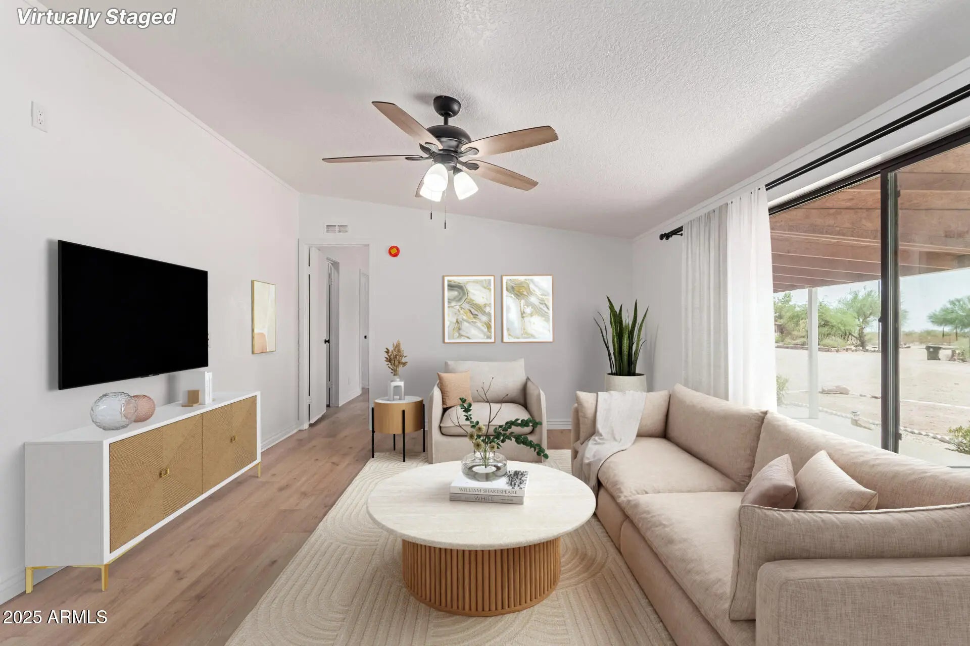 Photo of Listing #6908949