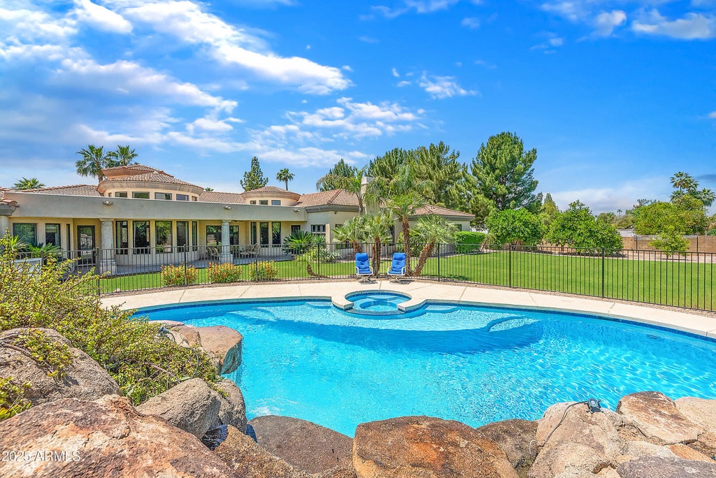2440 N Maple, Mesa