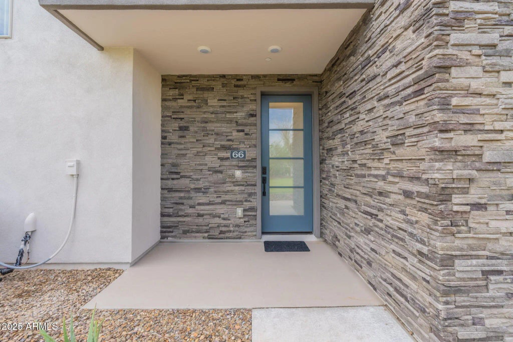 2121 W Sonoran Desert Drive (unit 66), Phoenix