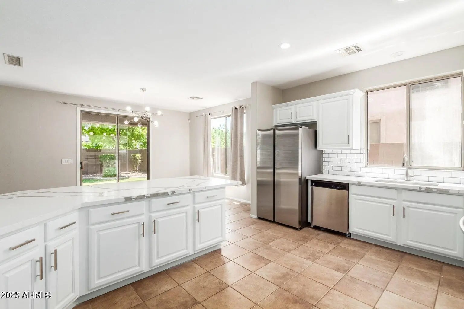 Photo of Listing #6906784