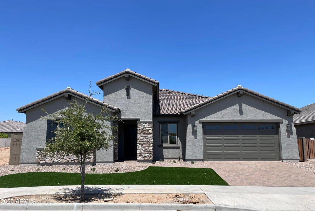 16162 W Questa Drive, Surprise