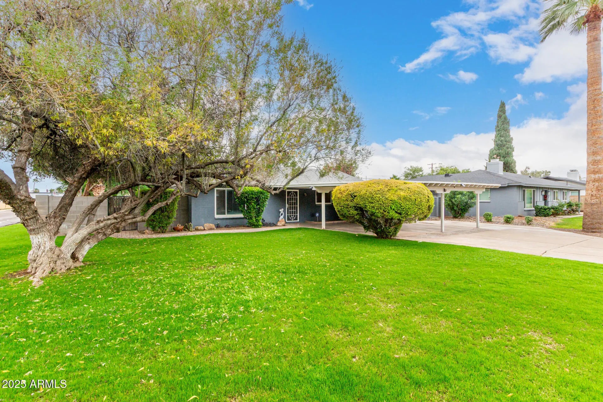 Photo of Listing #6914165