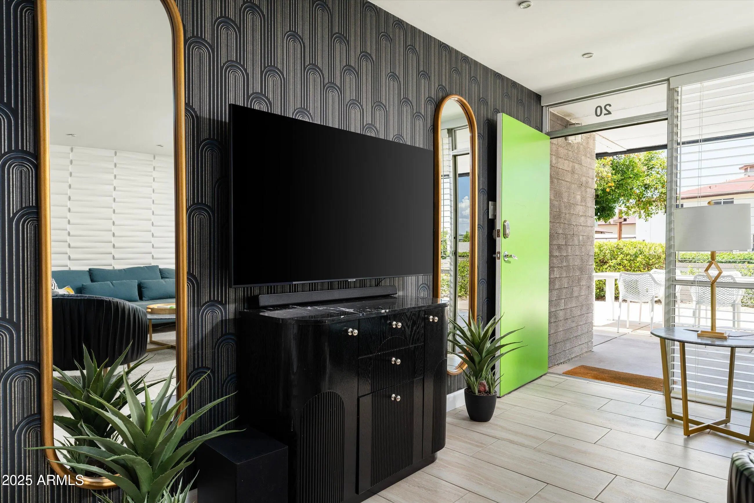 Photo of Listing #6907036