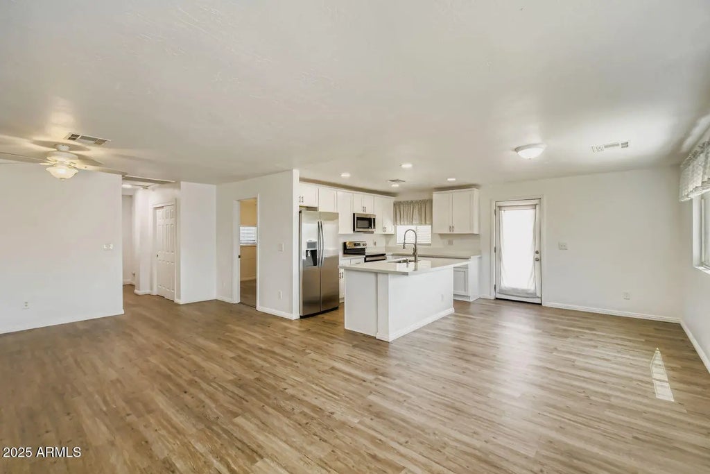 8110 E 4th Avenue, Mesa