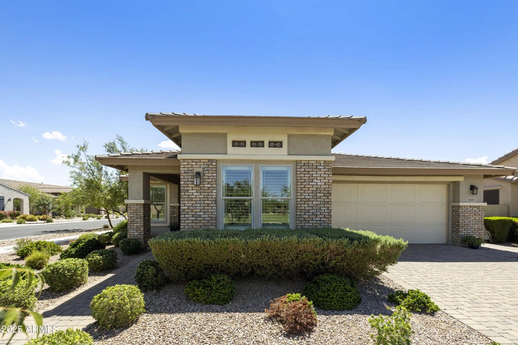 10311 E Thunderbolt Avenue, Mesa