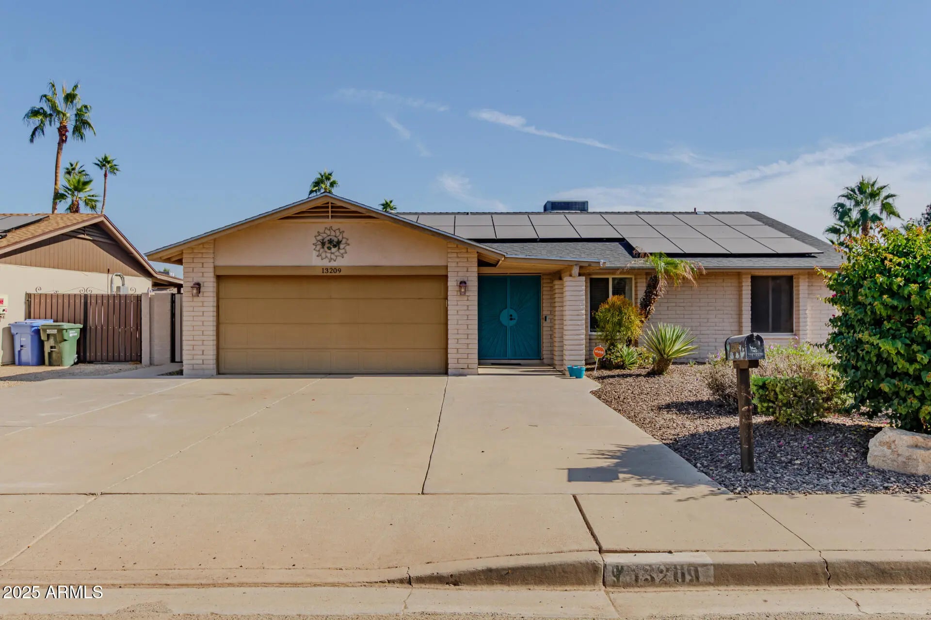 Photo of Listing #6907333