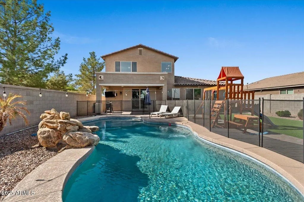 62 W Hackberry Avenue, San Tan Valley