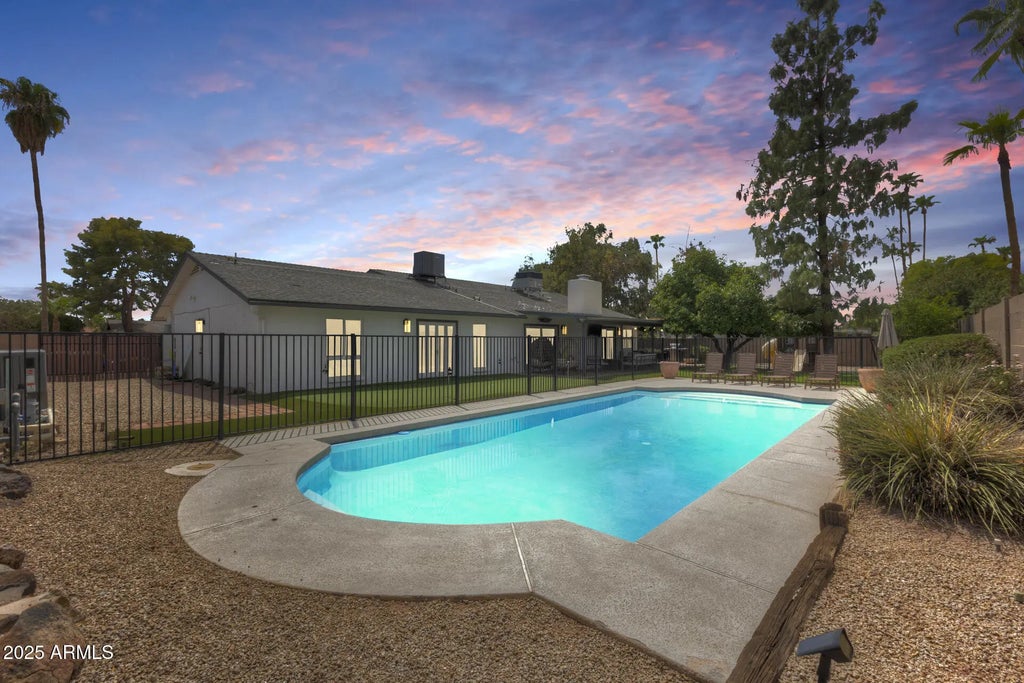 5902 E Corrine Drive, Scottsdale