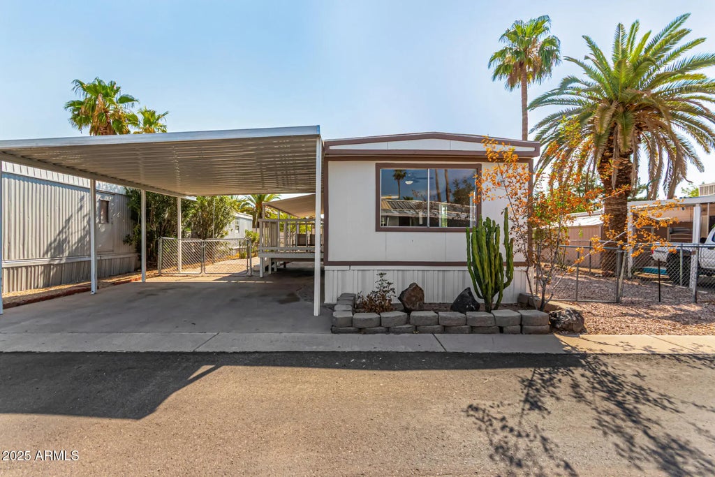 19401 N 7th Street, Phoenix
