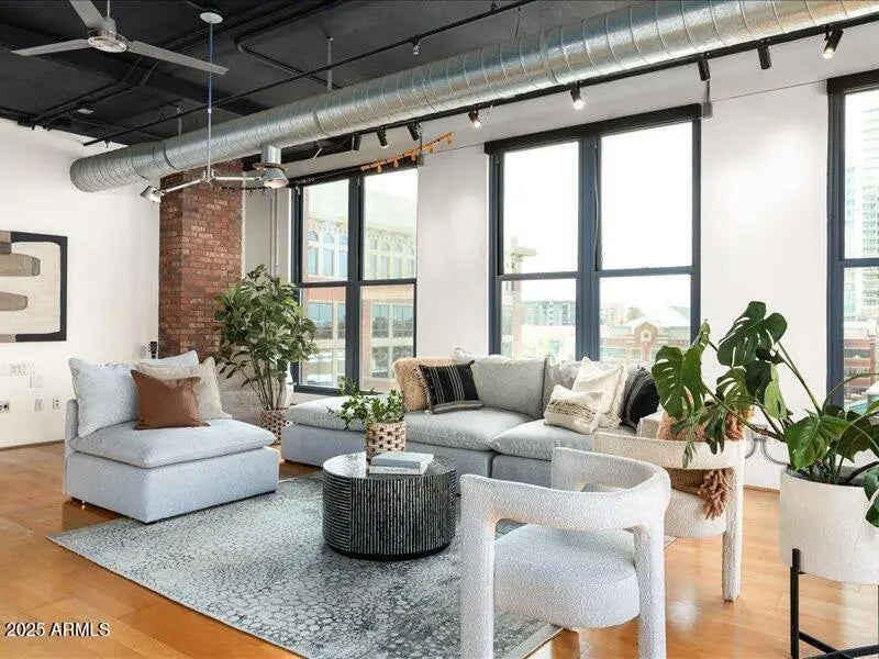 21 E 6th Street (unit 614), Tempe