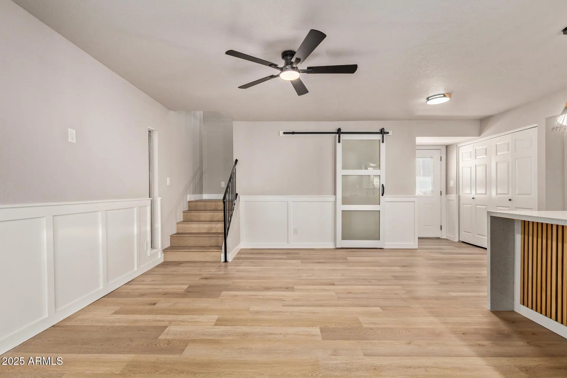 Photo of Listing #6909920