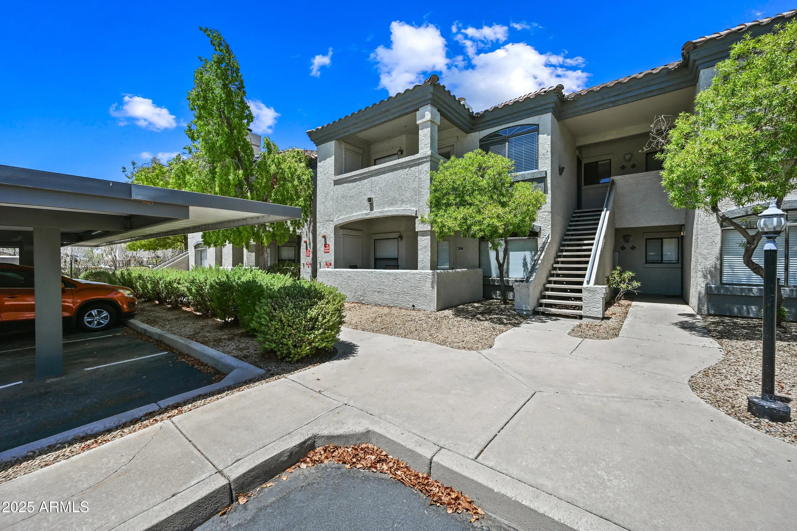 Photo of Listing #6907611