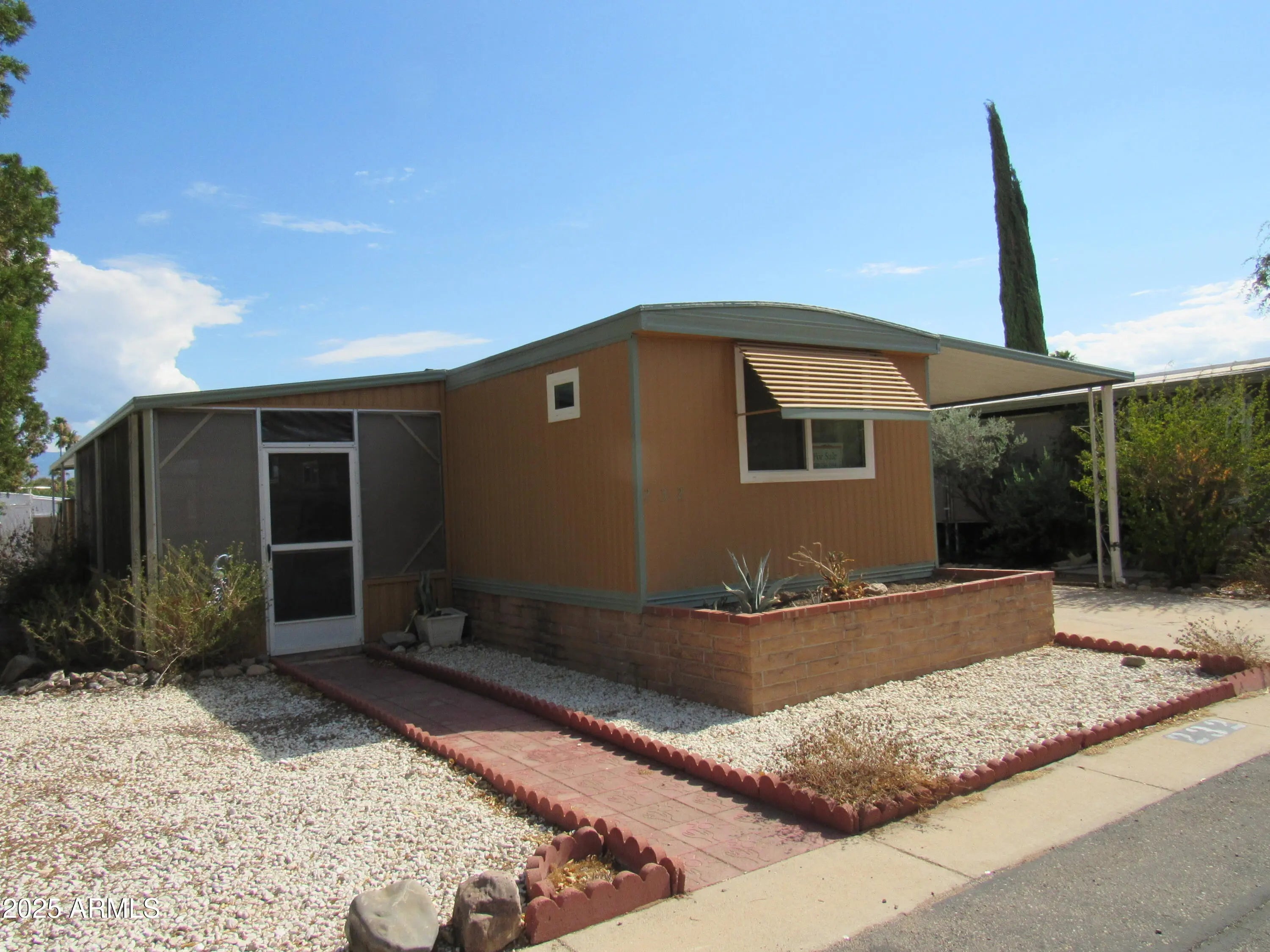 Photo of Listing #6907704