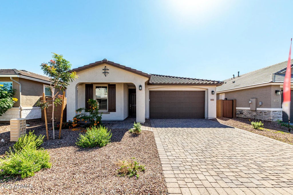 5353 W Las Palmaritas Drive, Glendale