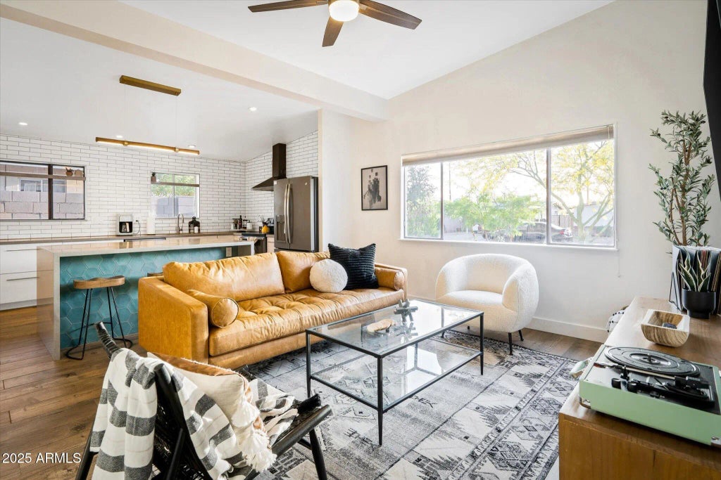 2307 N 51st Place, Phoenix