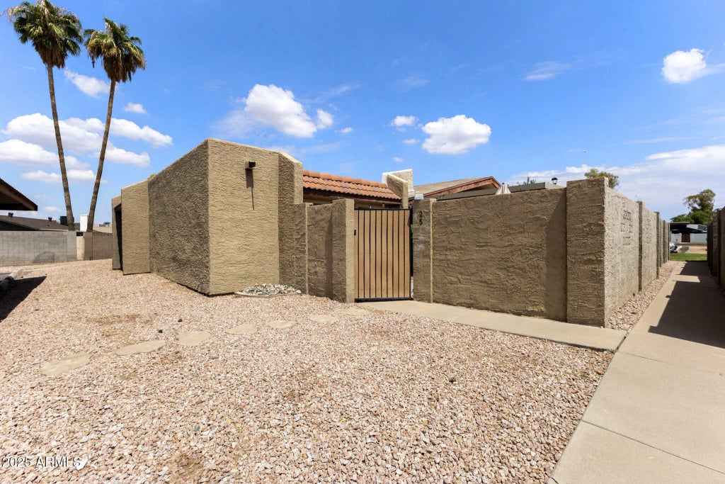 633 N May -- (unit 25), Mesa