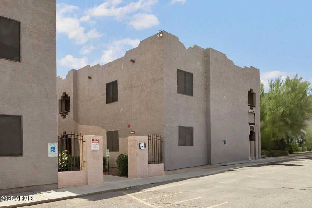 510 E 10th Avenue (unit B1), Apache Junction