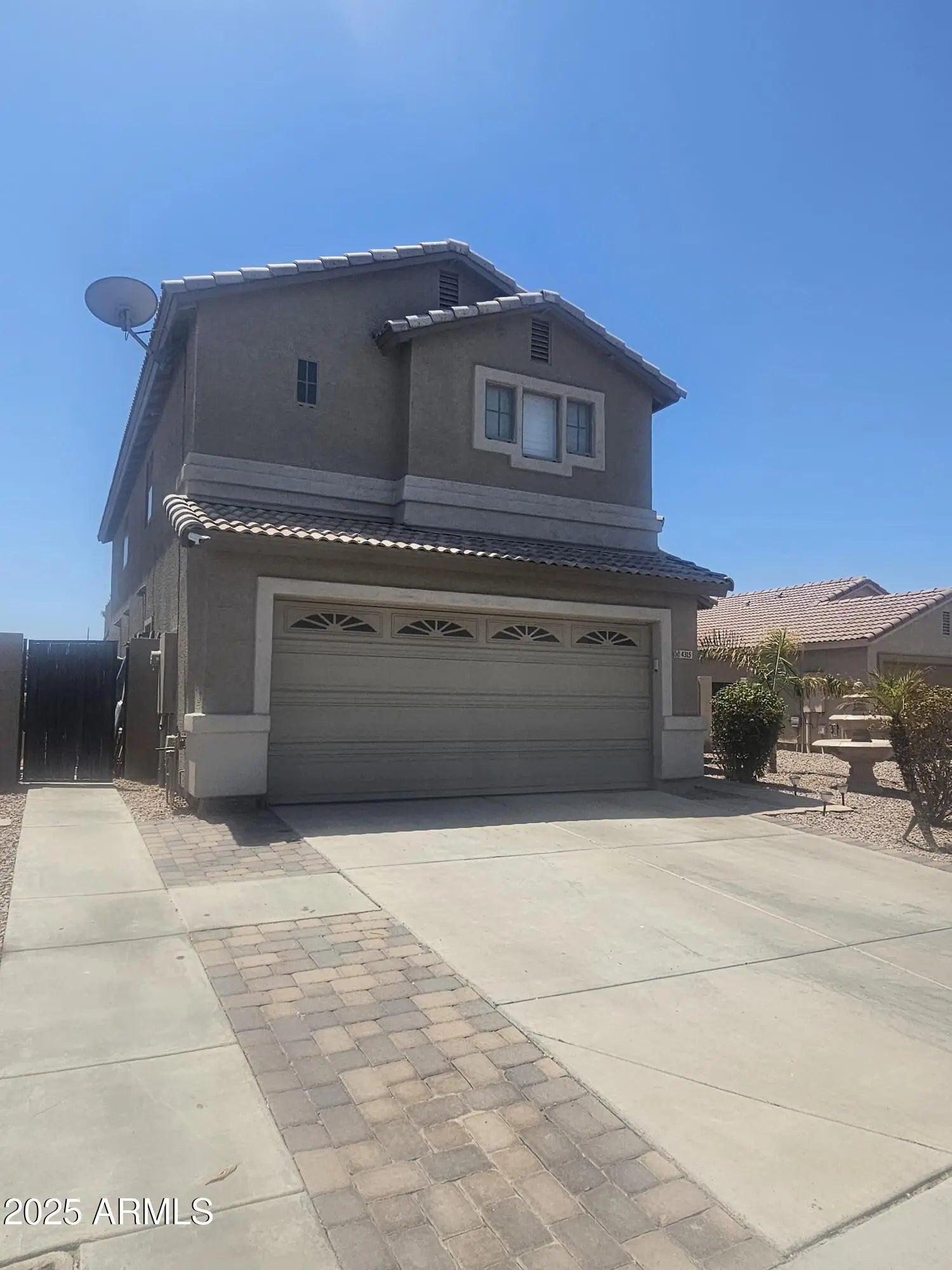 Photo of Listing #6908472