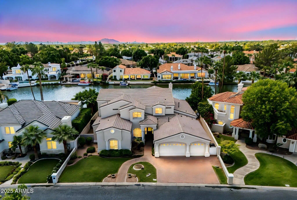 1511 E Treasure Cove Drive, Gilbert