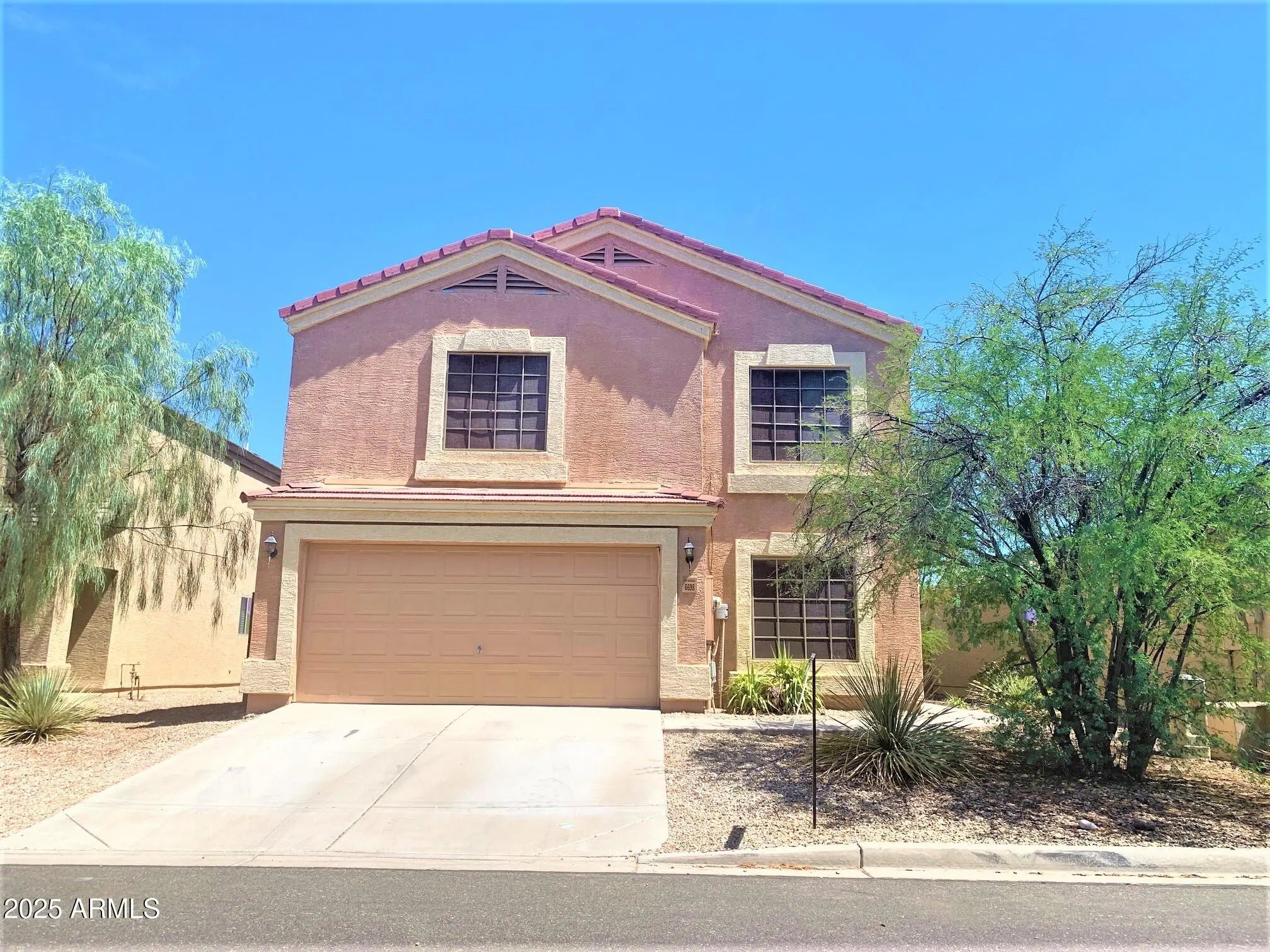 Photo of Listing #6908432