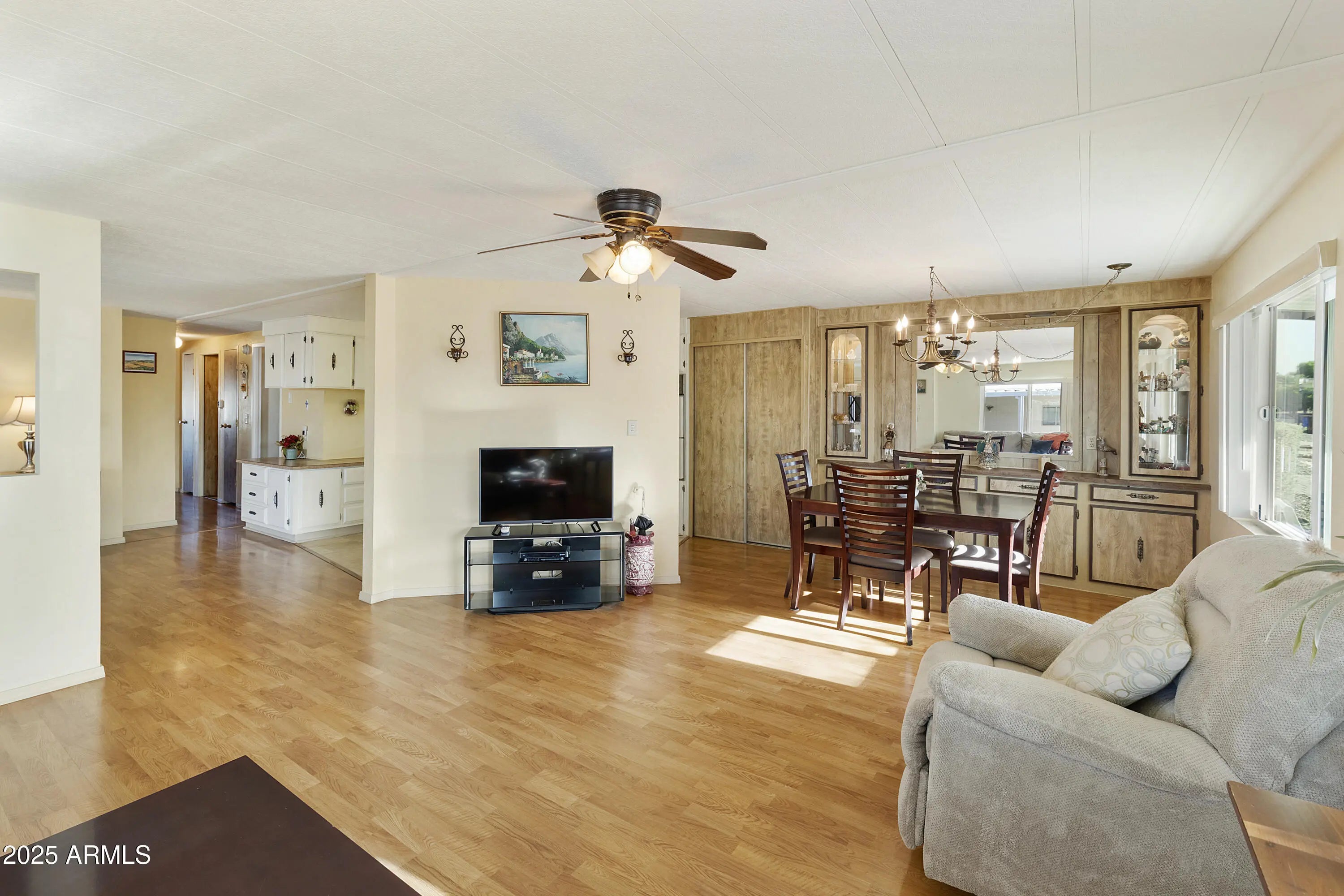 Photo of Listing #6914384