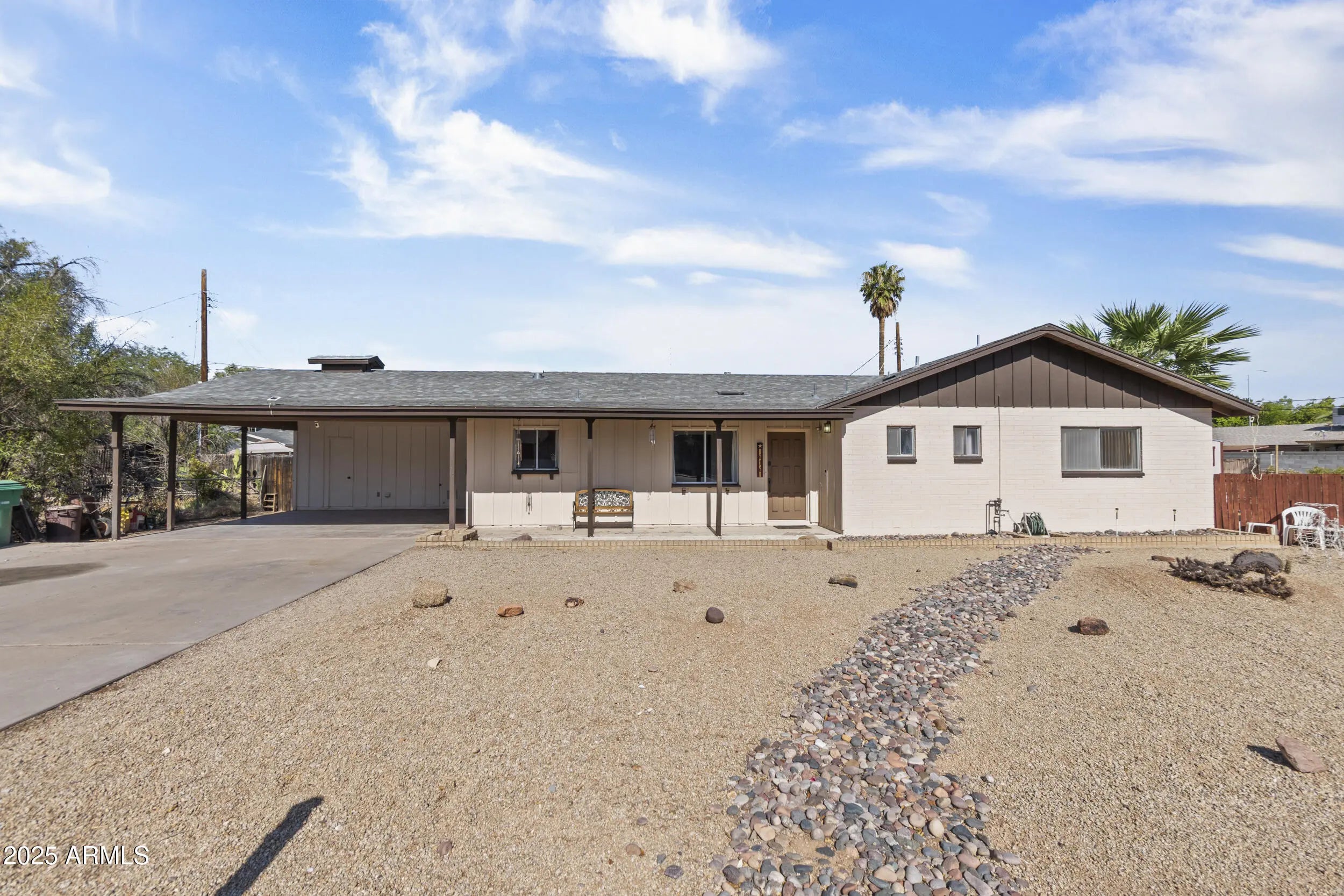 Photo of Listing #6909246