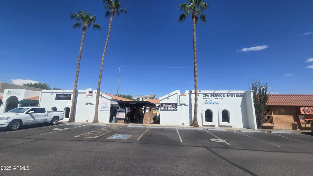 10405 N Scottsdale Road, Paradise Valley