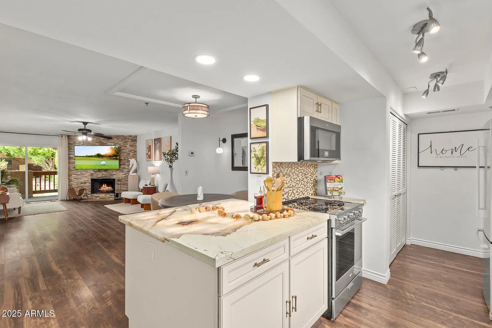 Photo of Listing #6922550