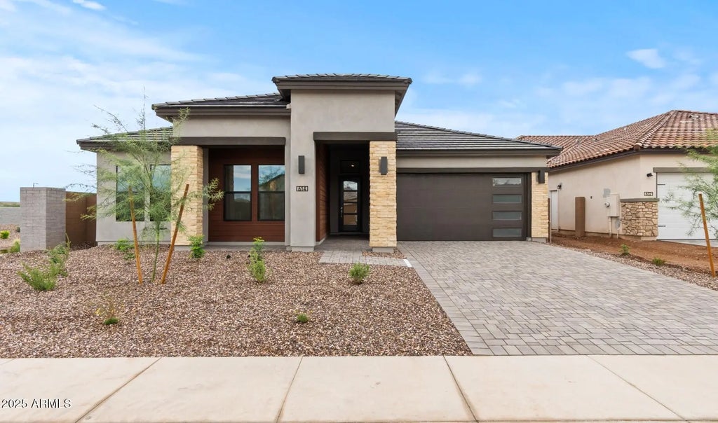 614 E Greenback Drive, San Tan Valley