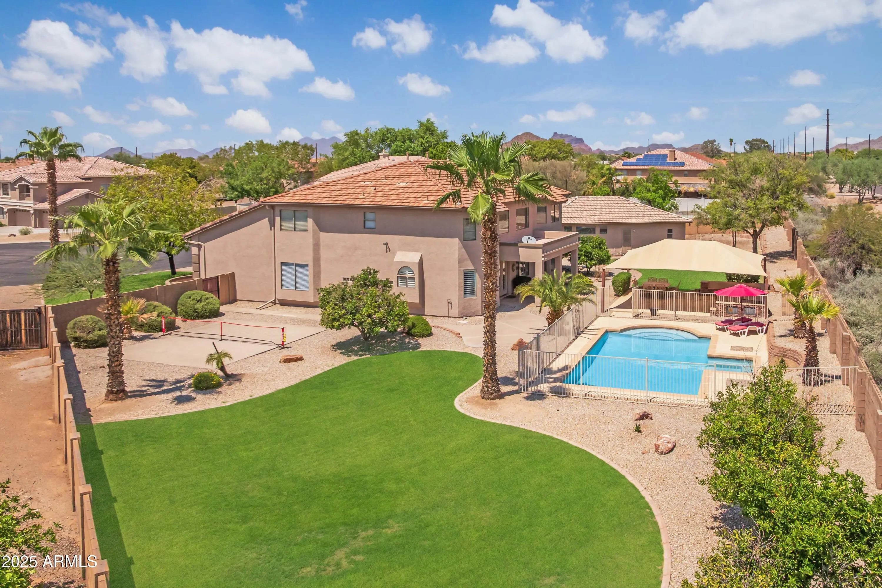 Photo of Listing #6909821