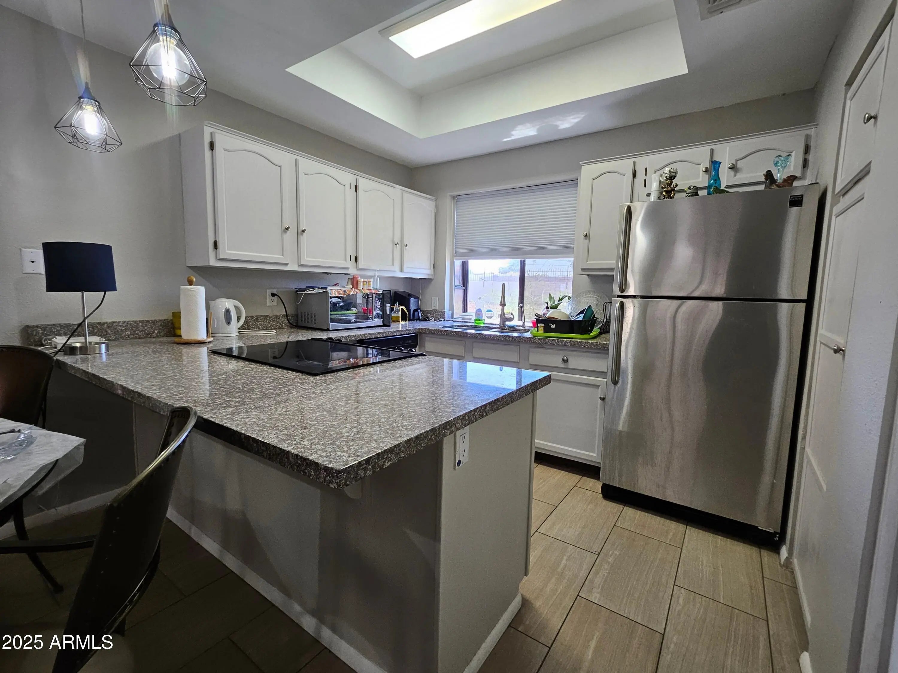 Photo of Listing #6909066