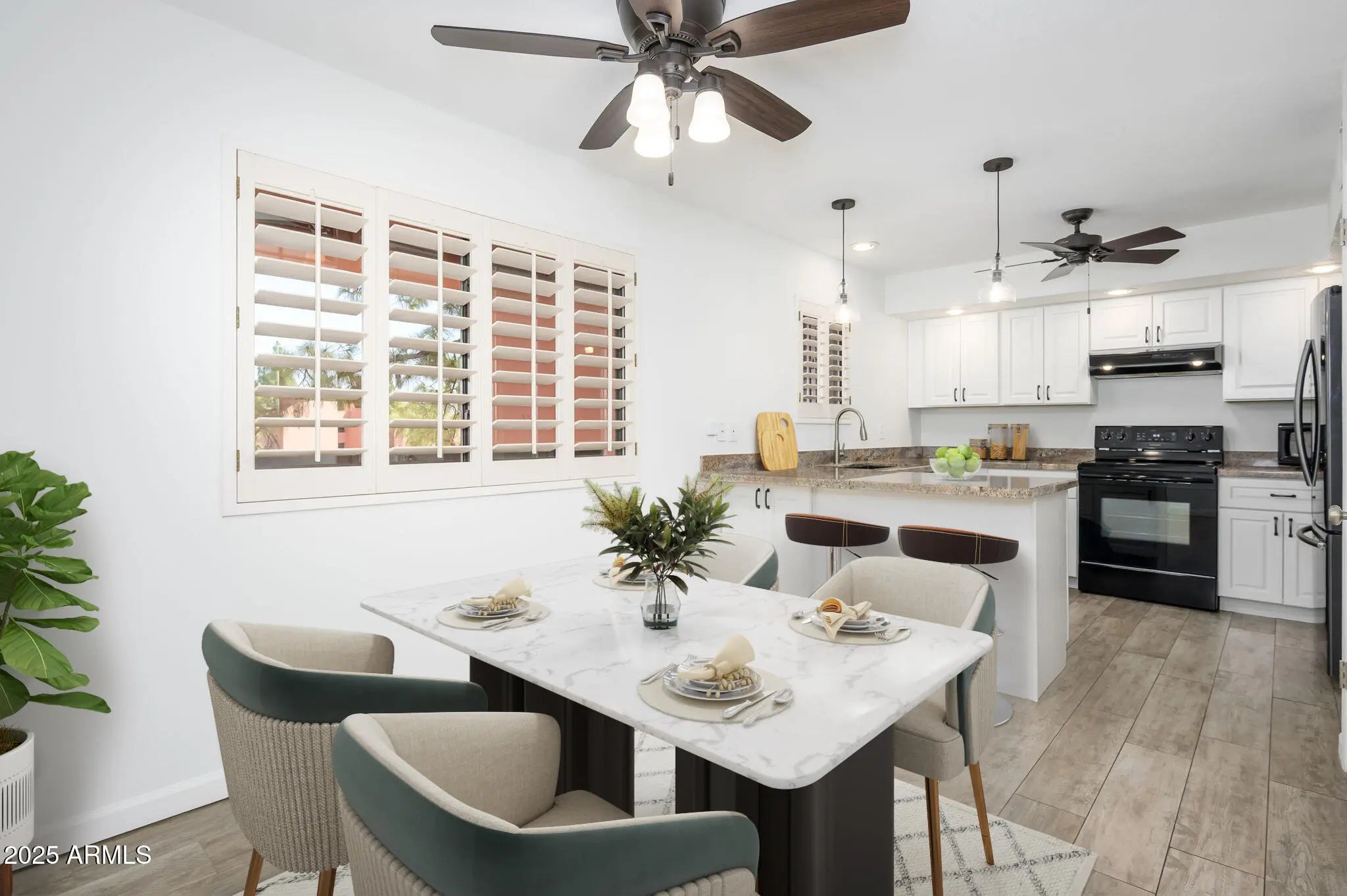 Photo of Listing #6909197