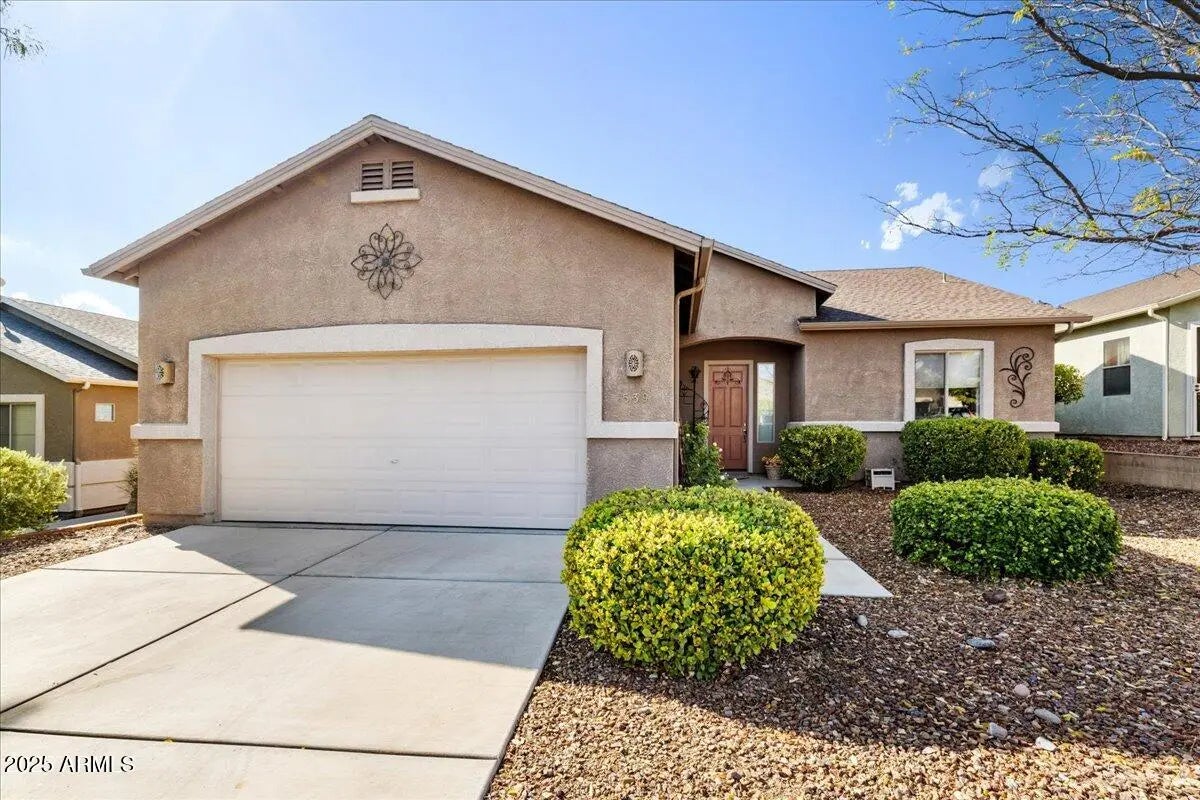 Photo of Listing #6911971