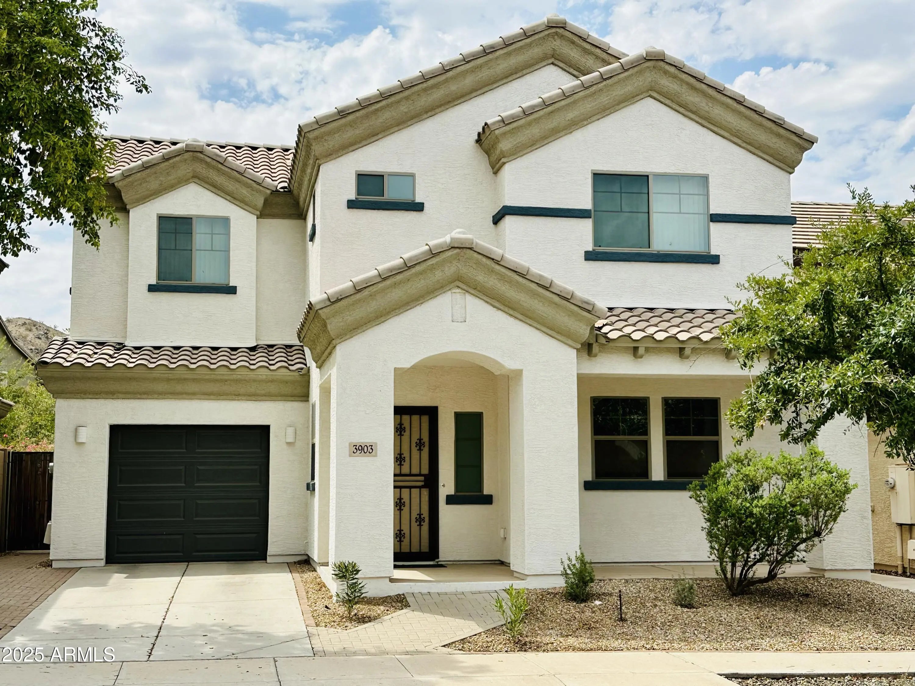 Photo of Listing #6910516