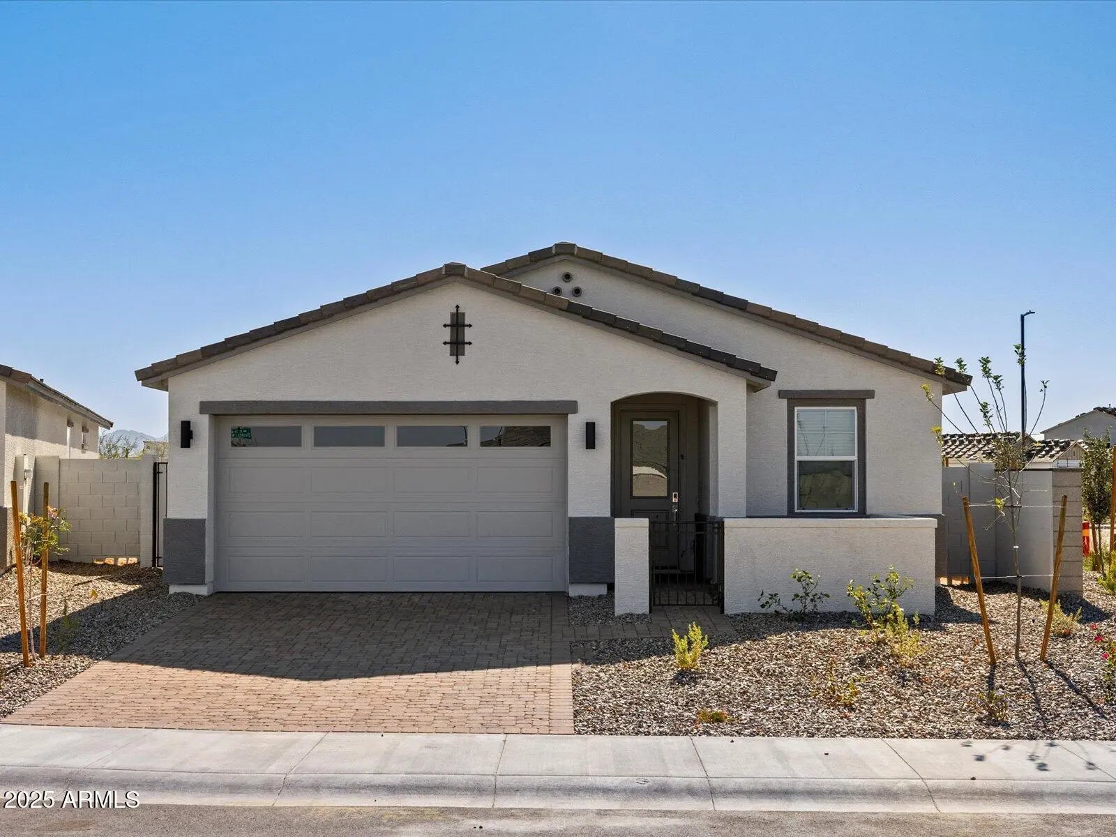 Photo of Listing #6909598