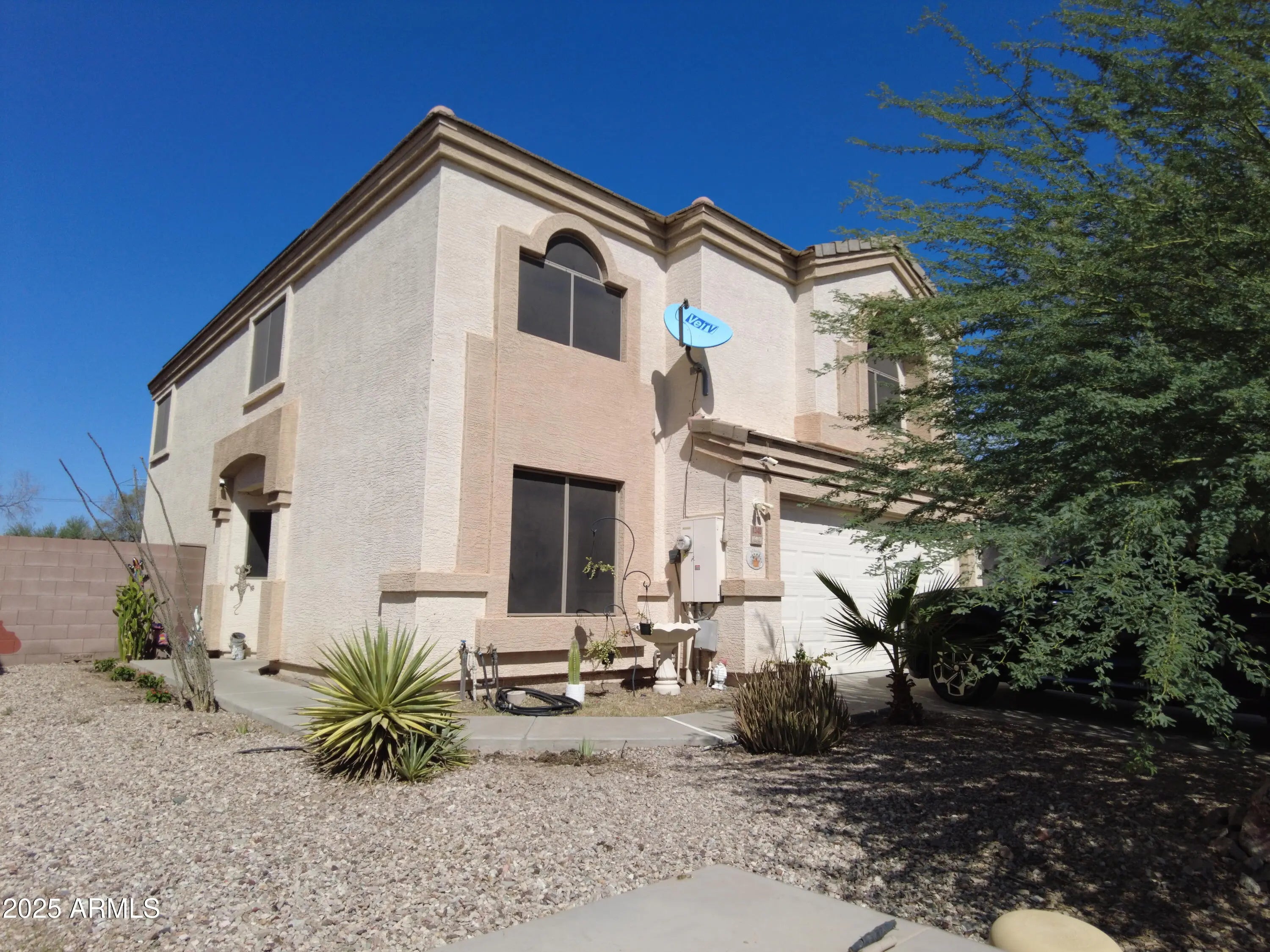 Photo of Listing #6915132