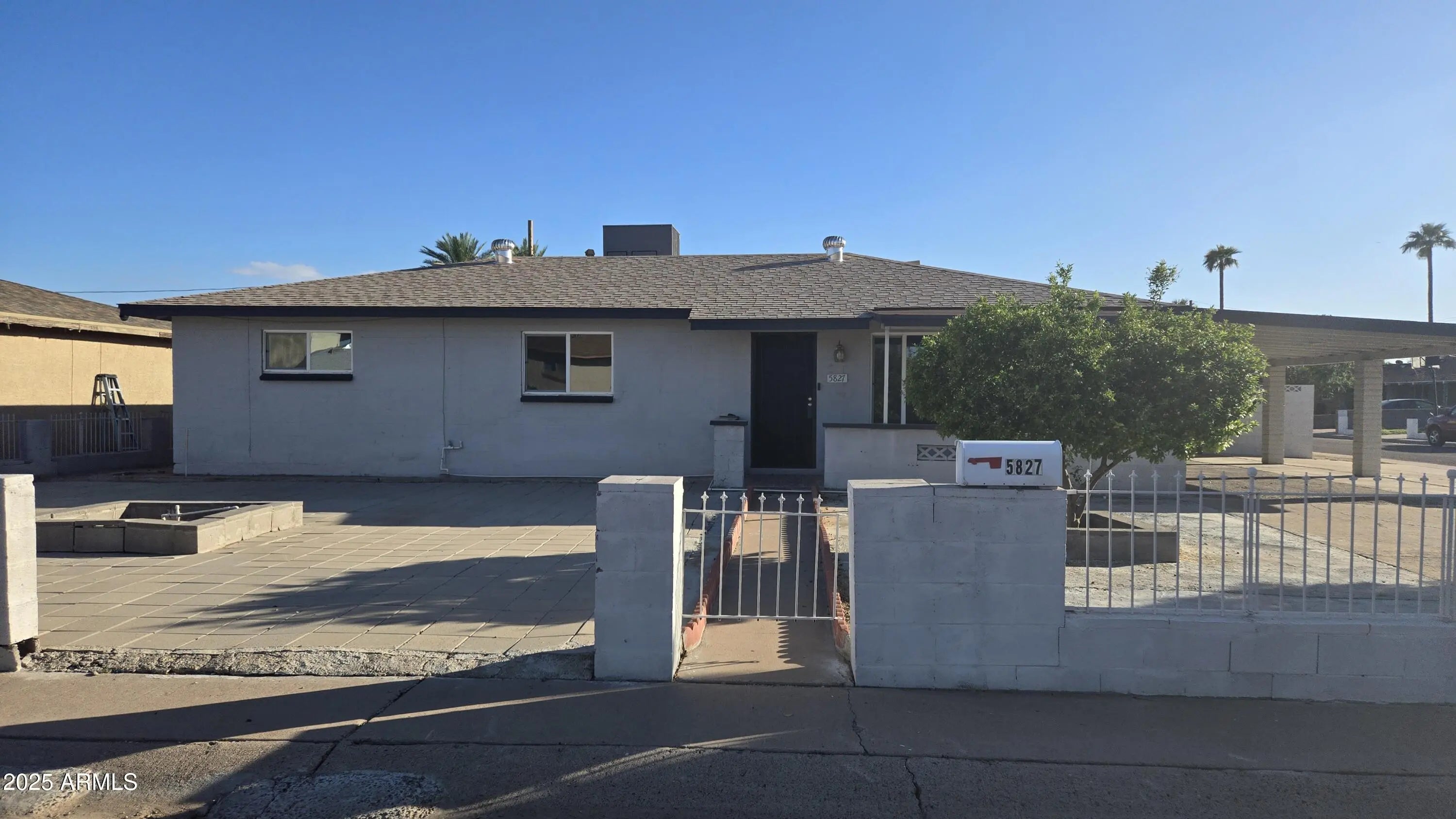 Photo of Listing #6909866