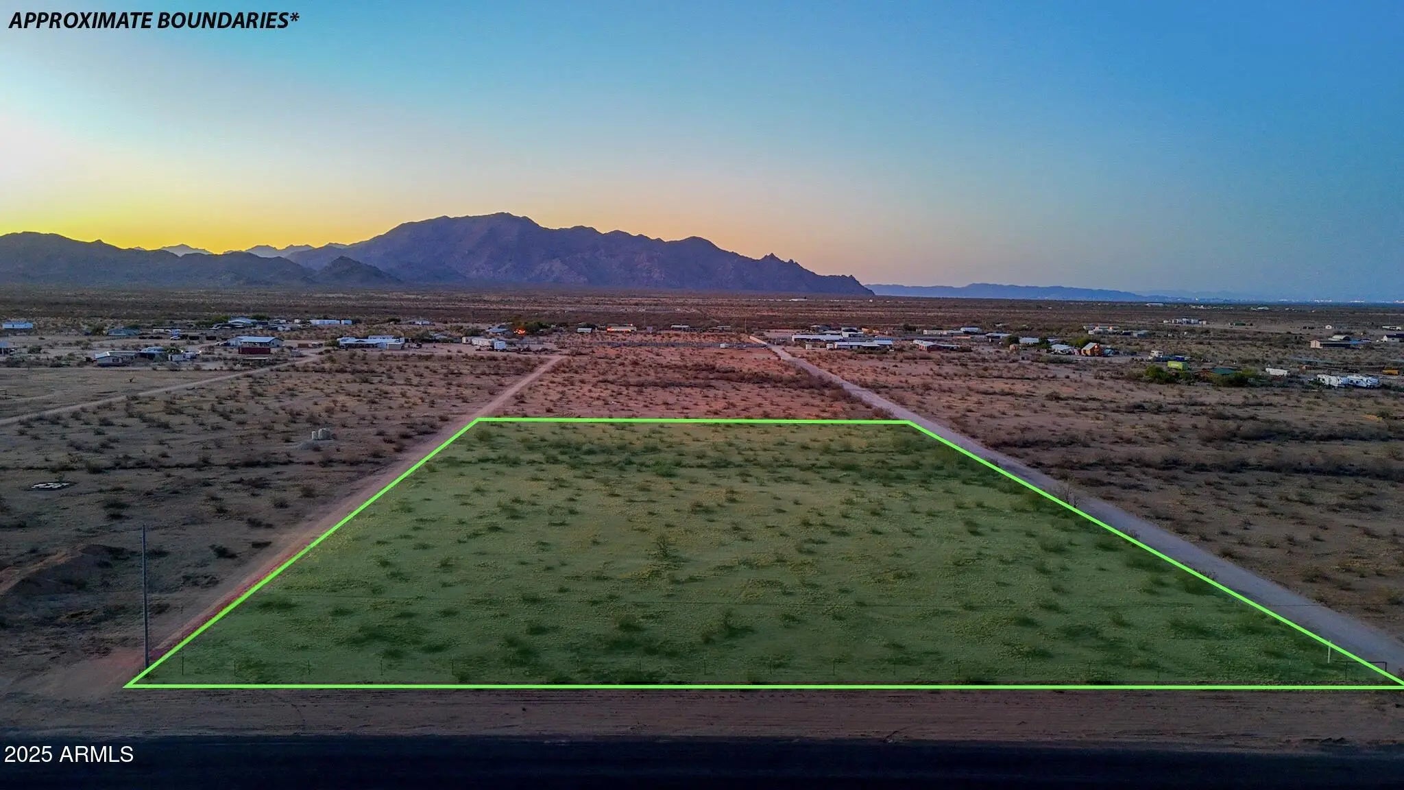 Photo of Listing #6910192