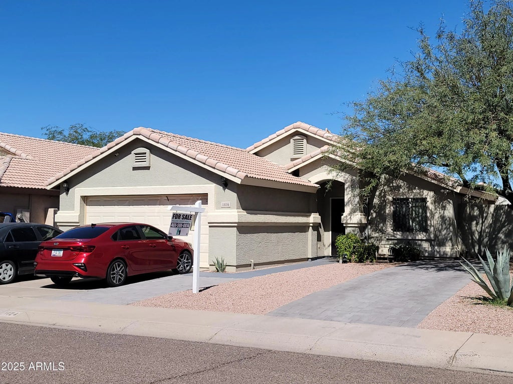 1124 W Nancy Lane, Phoenix