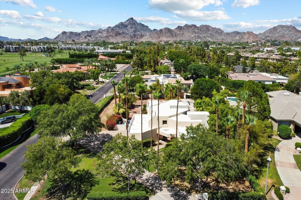 89 Biltmore Estate, Phoenix
