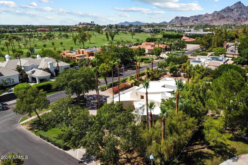 89 Biltmore Estate, Phoenix