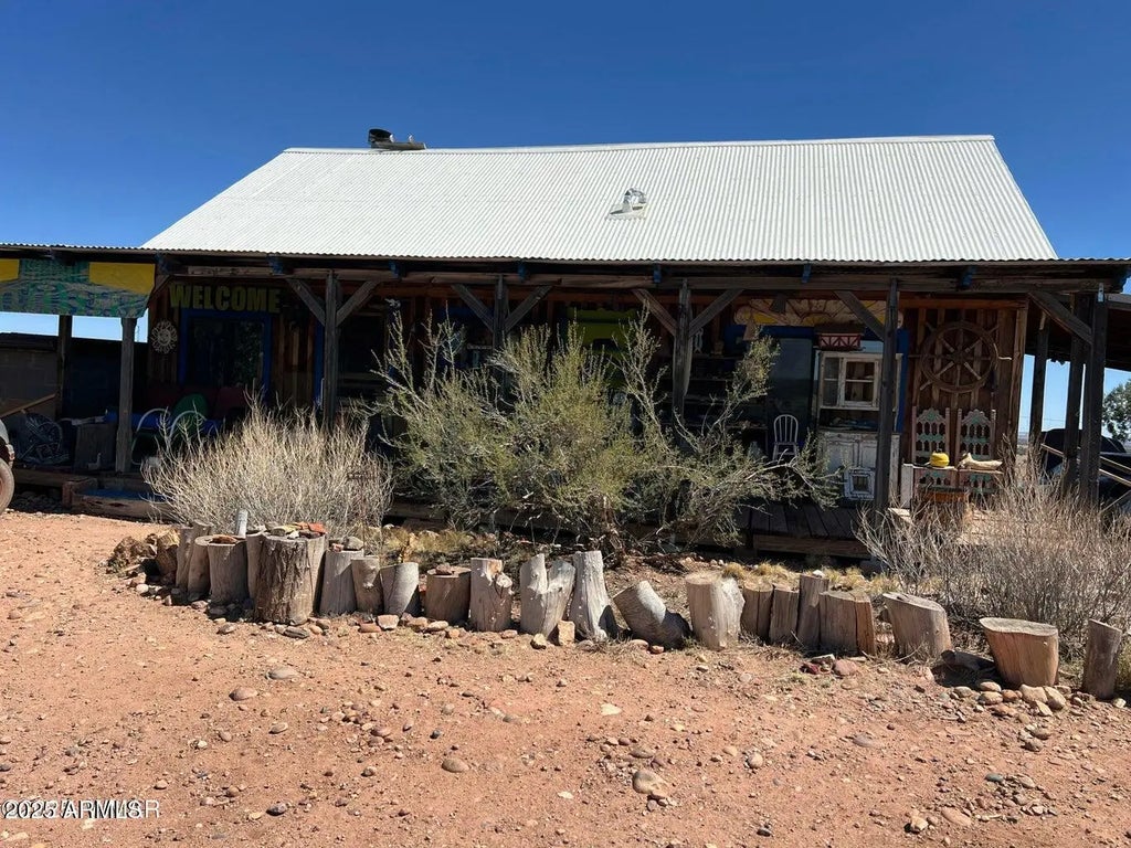 22 N 9235 Road, Snowflake