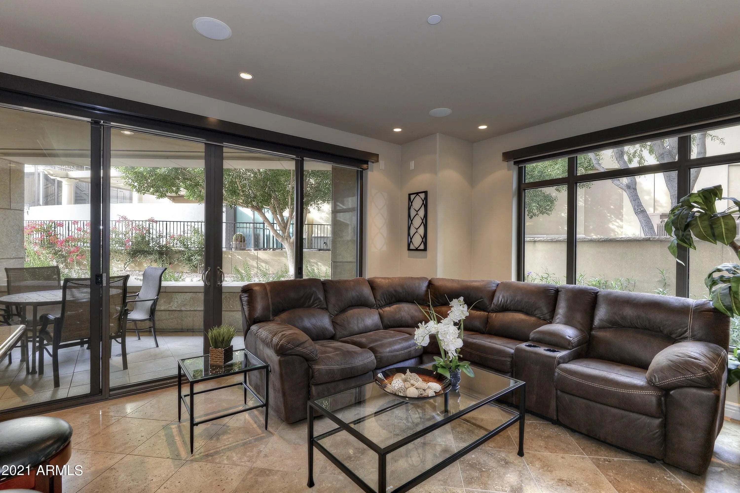 Photo of Listing #6953991