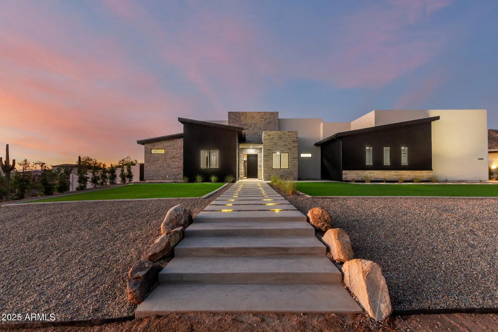 8304 E Quill Street, Mesa